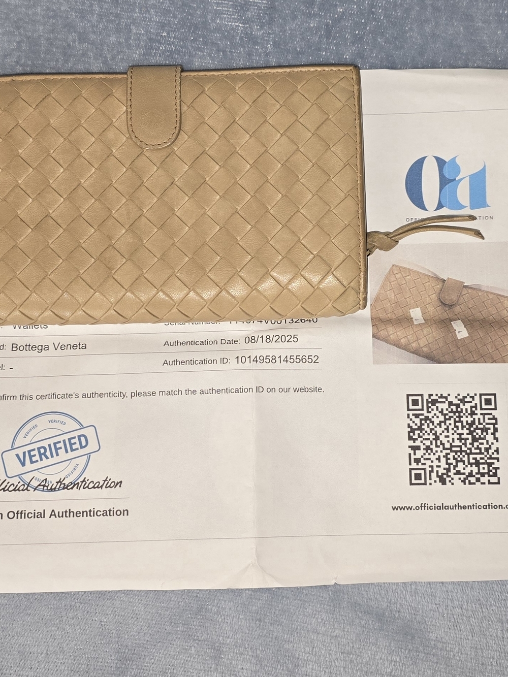 Bottega Veneta Beige Intrecciato Leather Zip Wallet